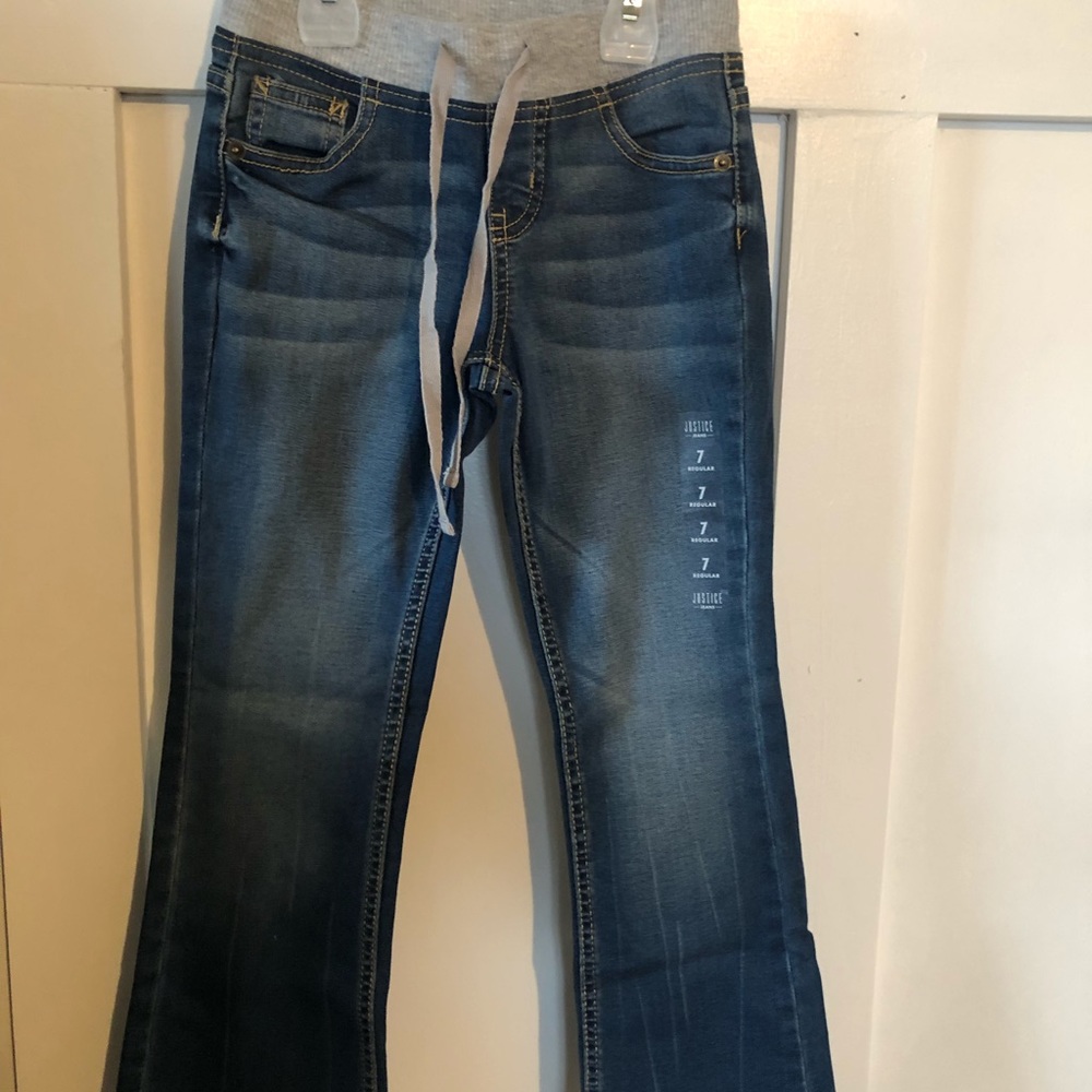 NWT Justice brand girls jeans. Size 7 bootcut